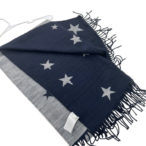 Gap Gray & Navy Star Print Reversible Scarf With Fringed Edges 78X24 inches - Picture 7 of 11